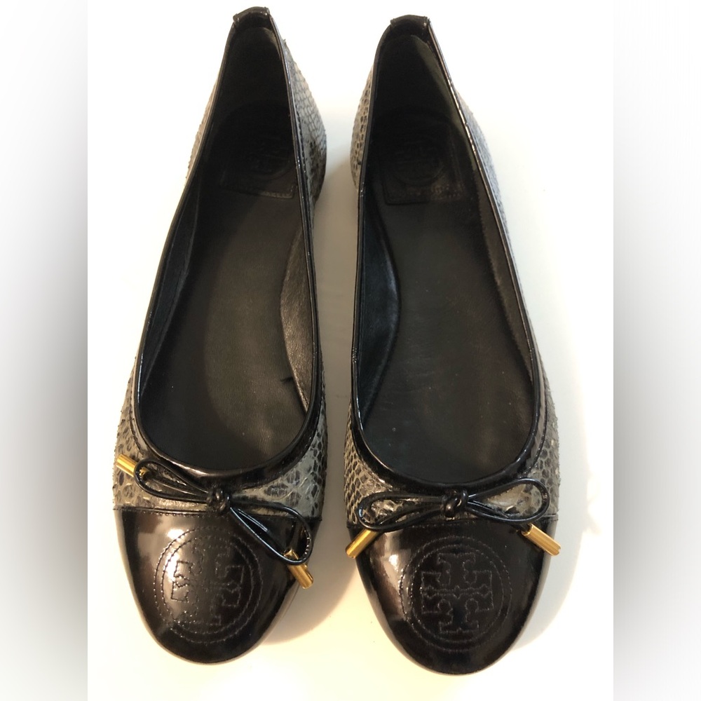Tory Burch Black and Snake Print Flats